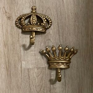 Gold Crown Wall Hangers